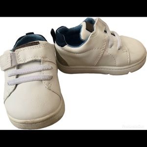 Carter’s size 3 Baby Shoes